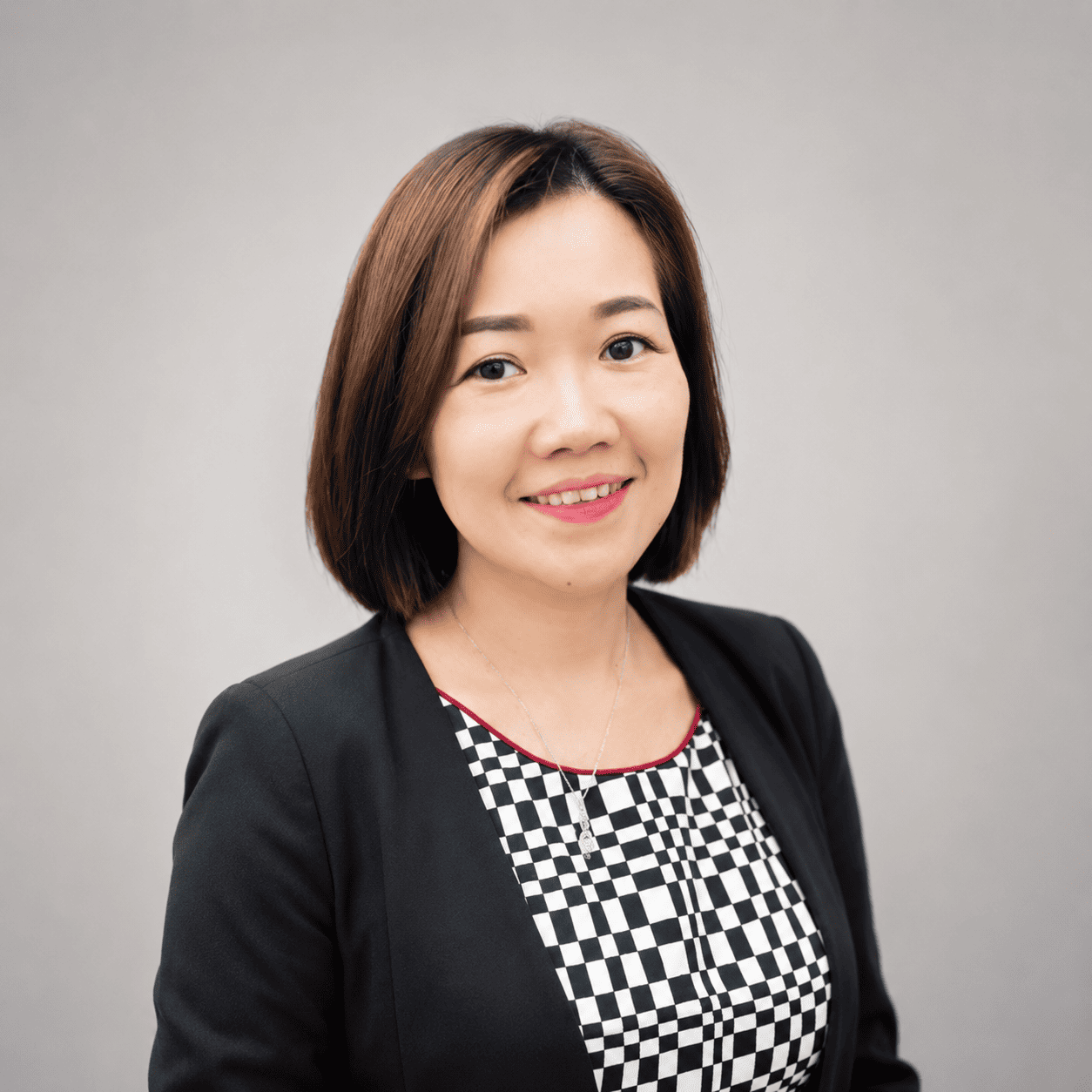 Ms Sandy Shiek